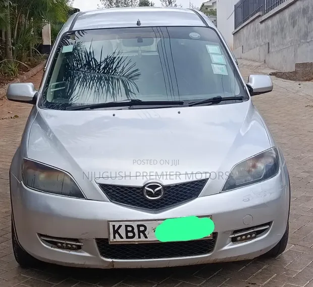 Mazda Demio 2005 Silver - 1