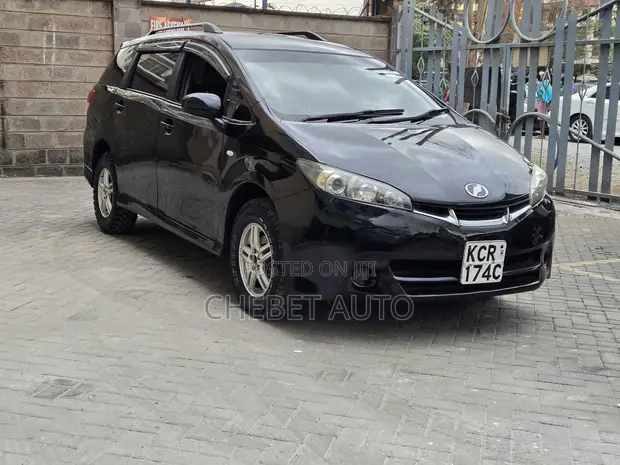 Toyota Wish 2011 Nyeusi - 1