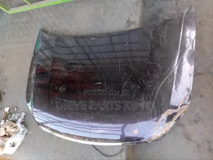 Toyota Premio 260 Bonnet