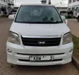 Toyota Noah 2006 Nyeupe - 1
