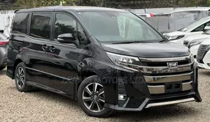 Toyota Noah 2.0 FWD (Viti 8) 2019 Nyeusi