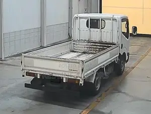 2019 Nissan Atlas Flatbed Truck