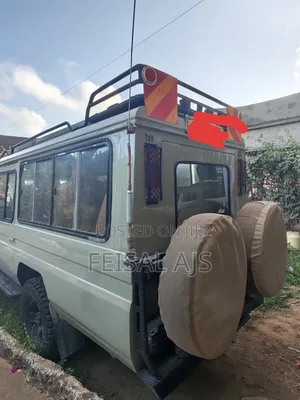 Toyota Land Cruiser 76 Series 2013 Kijivu