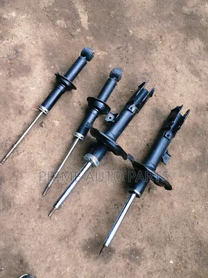 Mitsubishi Outlander Model wa Kale Shock Absorbers za Mbele na Nyuma (Zilizotumika)