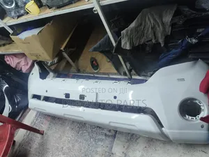 Bampa ya Toyota Land Cruiser Prado 150 (2015-2019)