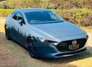 Mazda 3 Hatchback 2019 Kijivu