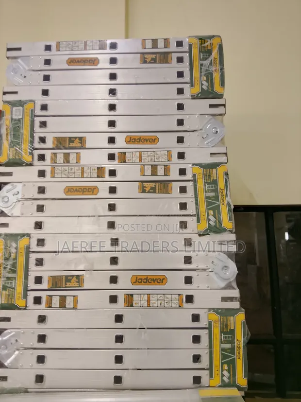 Multipurpose Aluminium Ladder 4x3 Steps - 1