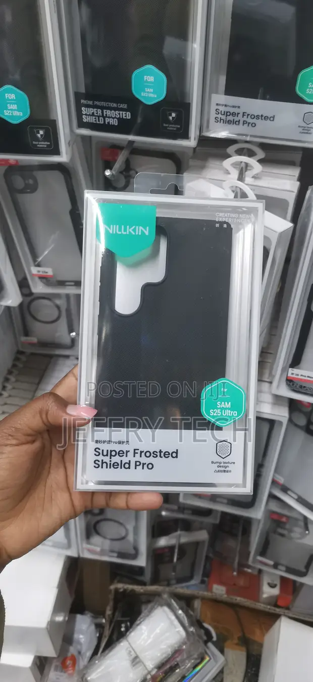 Nillkin Super Frosted Shield Pro Case for Galaxy S25 Ultra (Black) - 1