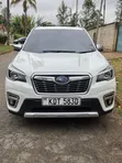 Subaru Forester Premium AWD 2019 Hybrid - 4