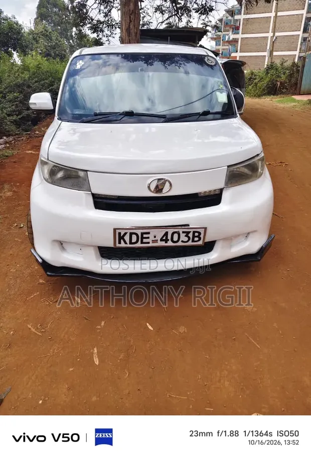 Toyota bB 2016 White - 1