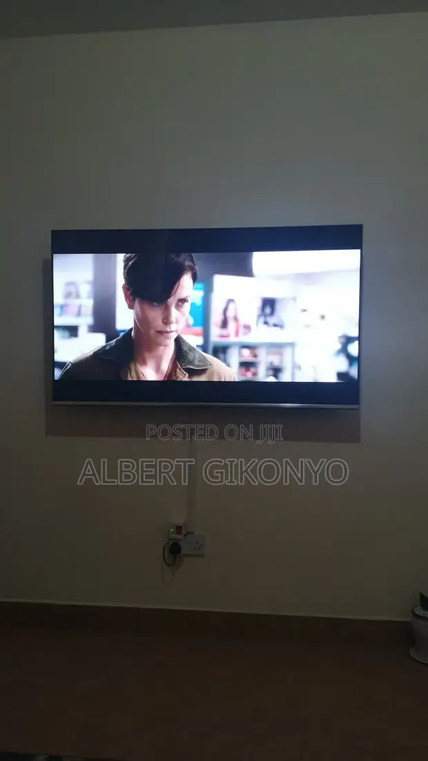Professional TV Mounting & Trunking Service - 1