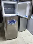 Mika Frost 200 Litres Mlango Mbili Jokofu MRDC105XLB - 3