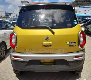 Suzuki Xbee 1.0 Hybrid AWD 2020 Yellow