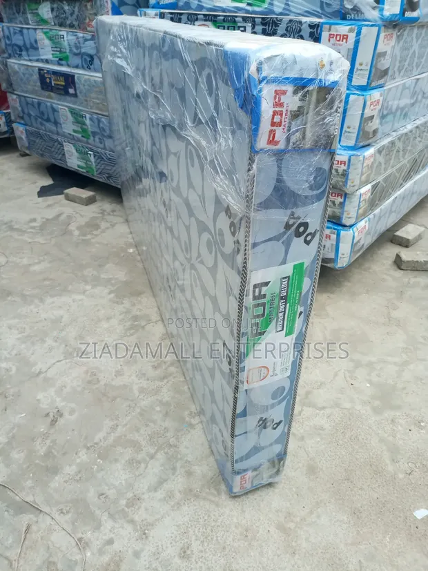 Jumbo Poa Plain Mattress 4x6 - Medium Density - 1