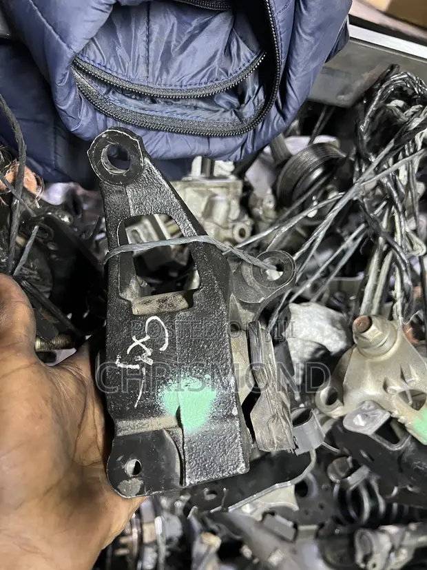 Mlima wa Gearbox wa Mazda CX-5 Diesel - 1