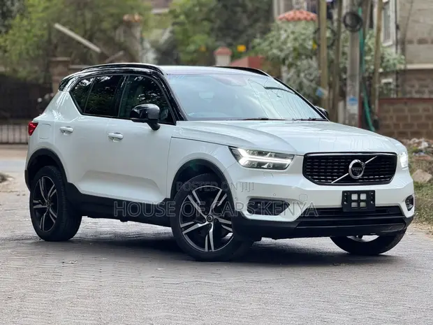 Volvo XC40 T5 AWD R-Design 2019 - 1