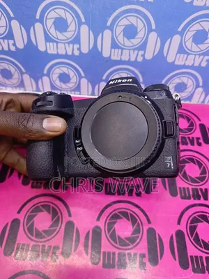 Nikon Z7 Kamera ya Mirrorless