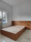 Kitanda cha Premium King Size cha Mbao ya Mahogany - 3