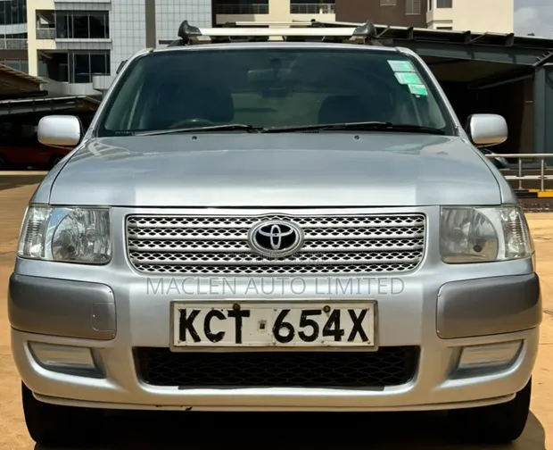 Toyota Succeed 2011 Silver - 1
