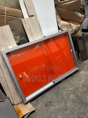 Noticeboard ya Kioo ya Kuteleza 120cm x 90cm