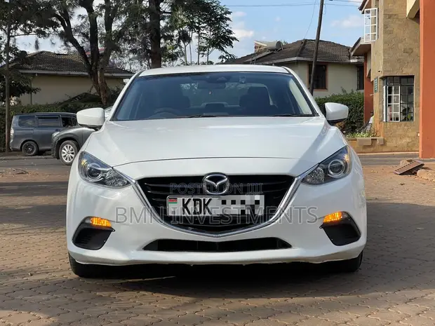 Mazda Axela 2015 White - 1