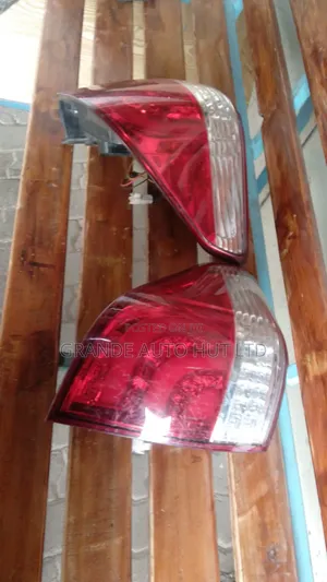 Toyota Alphard Taillight (Used)