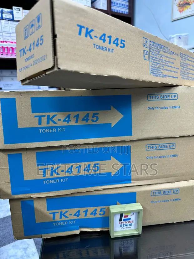 Kyocera TK-4145 Toner Nyeusi - 1