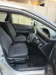 Toyota Sienta 2019 Silver - 4