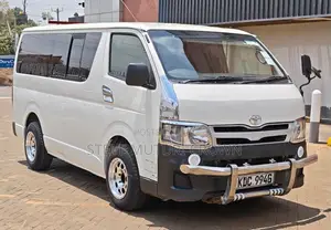 Toyota HiAce 2013 Basi La Watu 10