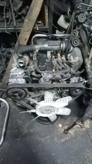 Isuzu D-MAX 4JB1 Injini Kamili