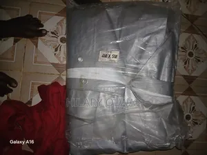 Kifuniko cha Gari cha Premium cha Kuzuia Maji - Fedha