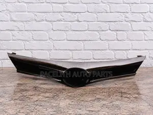 Grille ya Mbele ya Toyota Axio Fielder (2015-2019)