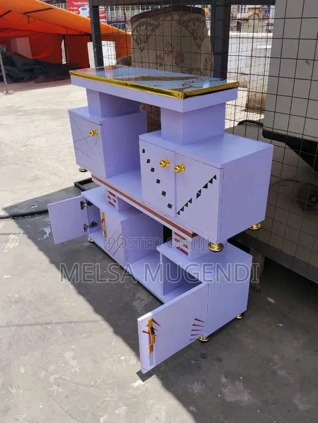 Kituo cha TV cha Kifahari cha Futi 4 chenye Mfuniko wa Marumaru - 1