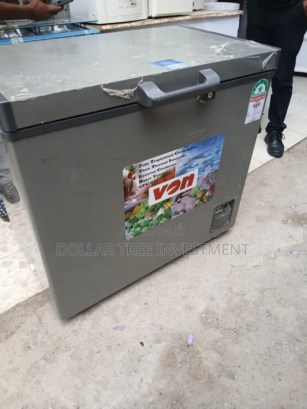 Von Chest Freezer - Used - 1