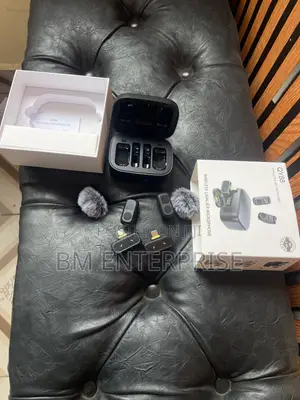 Microphone za Wireless QY88 Mpya Zenye Magnetic (Type-C & iPhone)