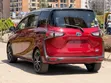 Toyota Sienta 1.5 FWD Minivan 2019 Nyekundu - 2