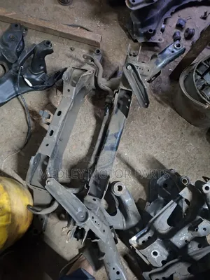 Toyota RAV4/Vanguard Rear Crossmember