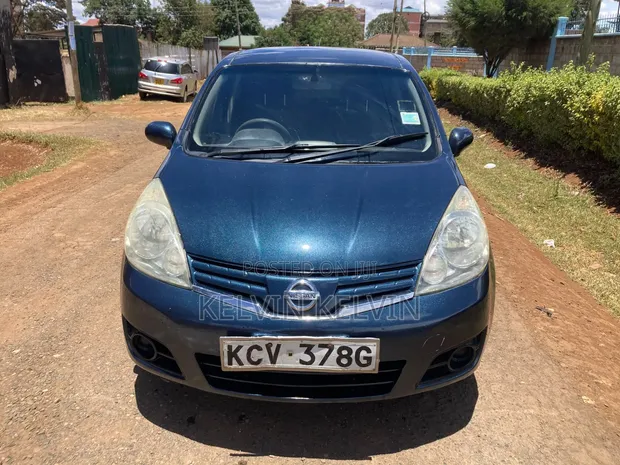 Nissan Note 2011 Bluu - 1
