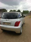 Toyota IST 2004 Nyeusi - 5