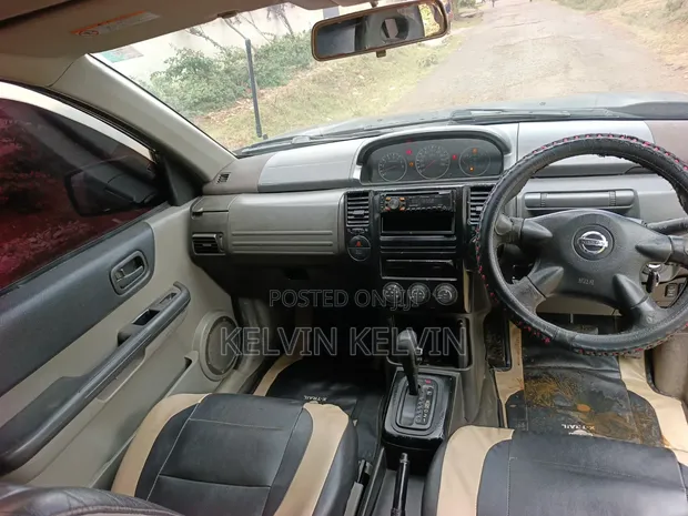 Nissan X-Trail 2003 Black - 1