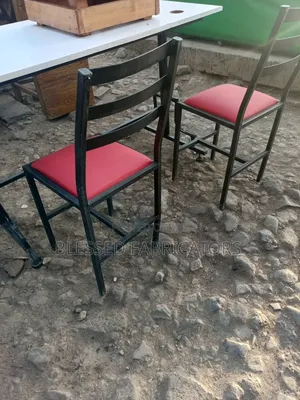 Kiti Kipya Mraba Bapa