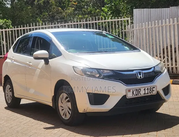 Honda Fit 2017 Nyeupe - 1