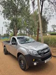 Isuzu D-MAX 2015 Nyeupe - 2