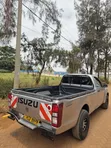 Isuzu D-MAX 2015 Nyeupe - 5