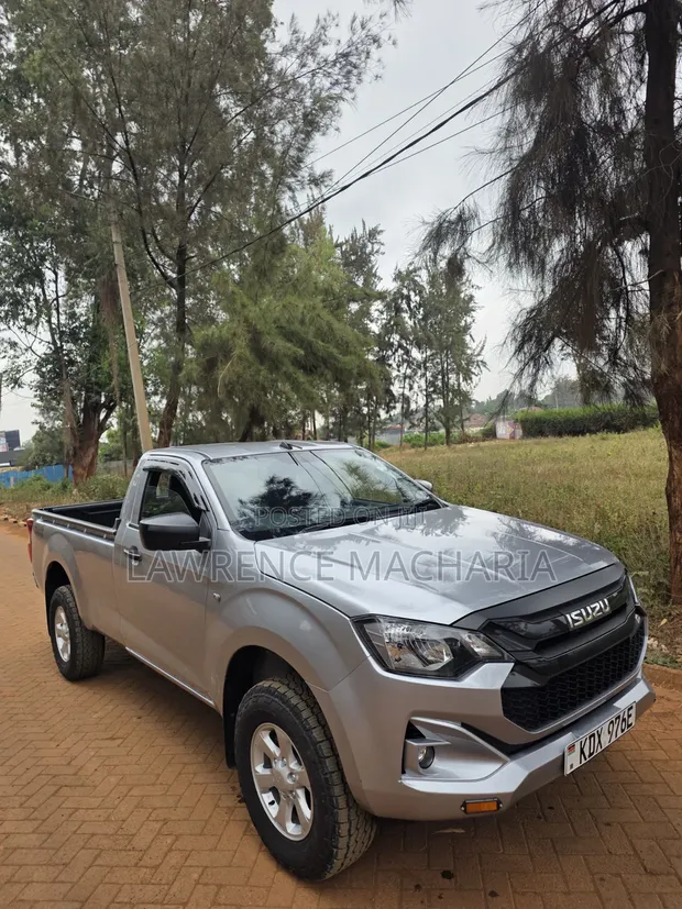 Isuzu D-MAX 2026 Nyeupe - 1