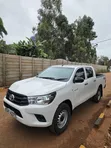 Toyota Hilux Revo 2.4D Mwaka 2022 Manual - 3