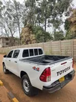 Toyota Hilux Revo 2.4D Mwaka 2022 Manual - 4