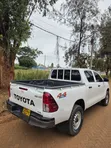 Toyota Hilux Revo 2.4D Mwaka 2022 Manual - 5