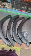 Land Cruiser LC80/FJ80 Heavy Duty Fender Flare Kit - 1