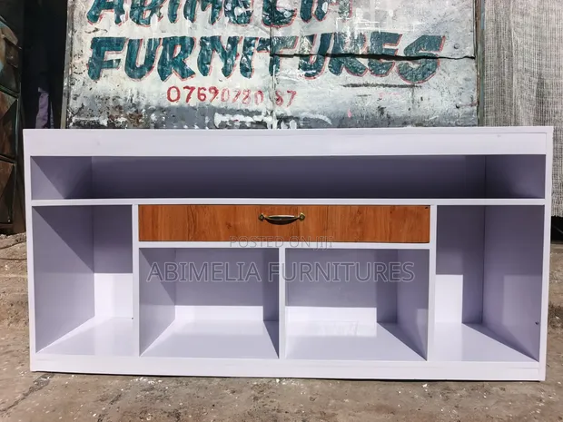 Ideal TV Console - 1